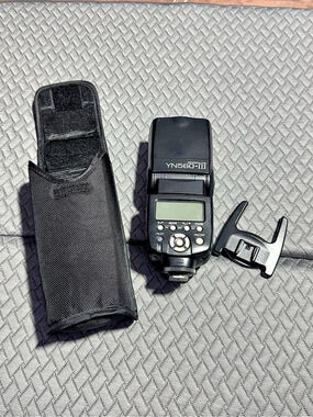 Yongnuo YN560-III Manual Flash